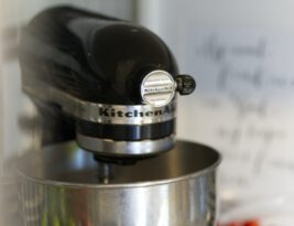How To Choose A Stand Mixer